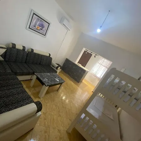 Semesterbostad Jaupaj Rent House