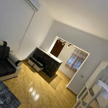 Jaupaj Rent House Vlorë